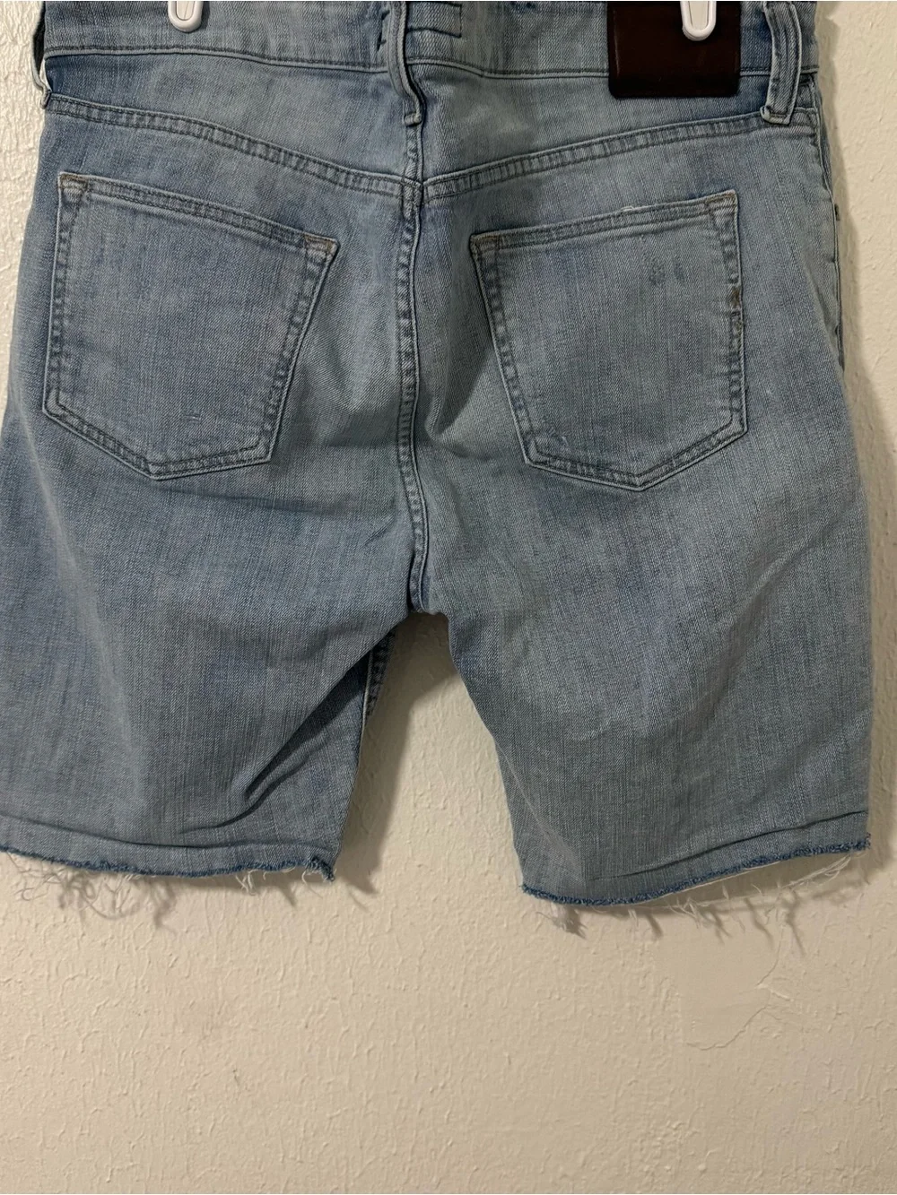 Express Men’s Slim Stretch Size 34 Light Blue Distressed Jean Shorts Frayed Hems